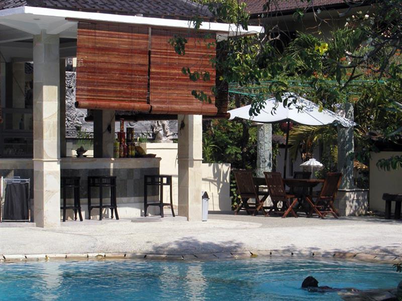 Oyo 2334 Melka Excelsior Hotel Singaraja Εξωτερικό φωτογραφία