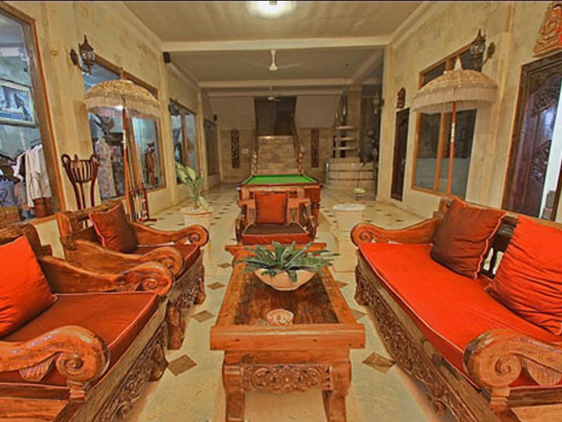 Oyo 2334 Melka Excelsior Hotel Singaraja Εξωτερικό φωτογραφία